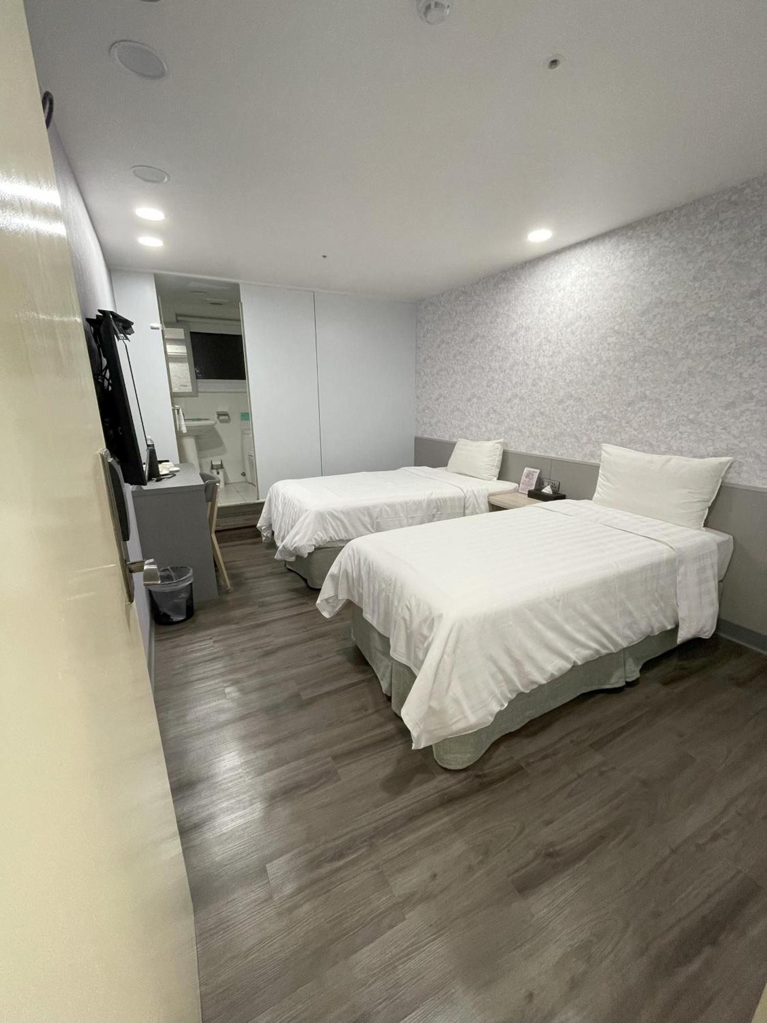 טאיפיי 歐法行旅 O Fun Hotel מראה חיצוני תמונה